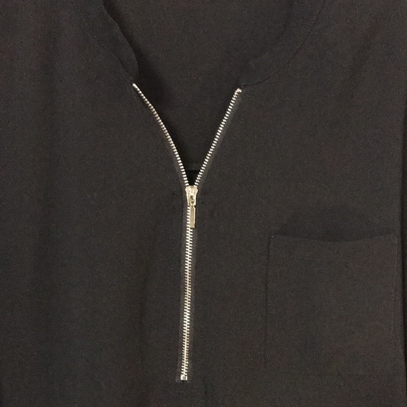 Furnex Women’s Zip front Blouse Top Size L Black Long sleeves Tab up Back Pleat - Picture 2 of 12